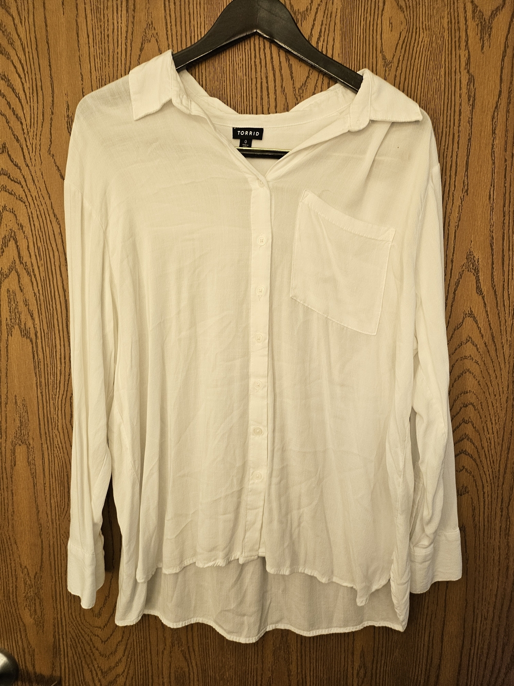 torrid White Lightweight Button-Front Blouse
